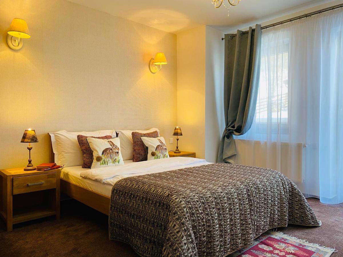 Hotel Pensiunea Doina Bucovinei à Mînăstirea Humorului Extérieur photo