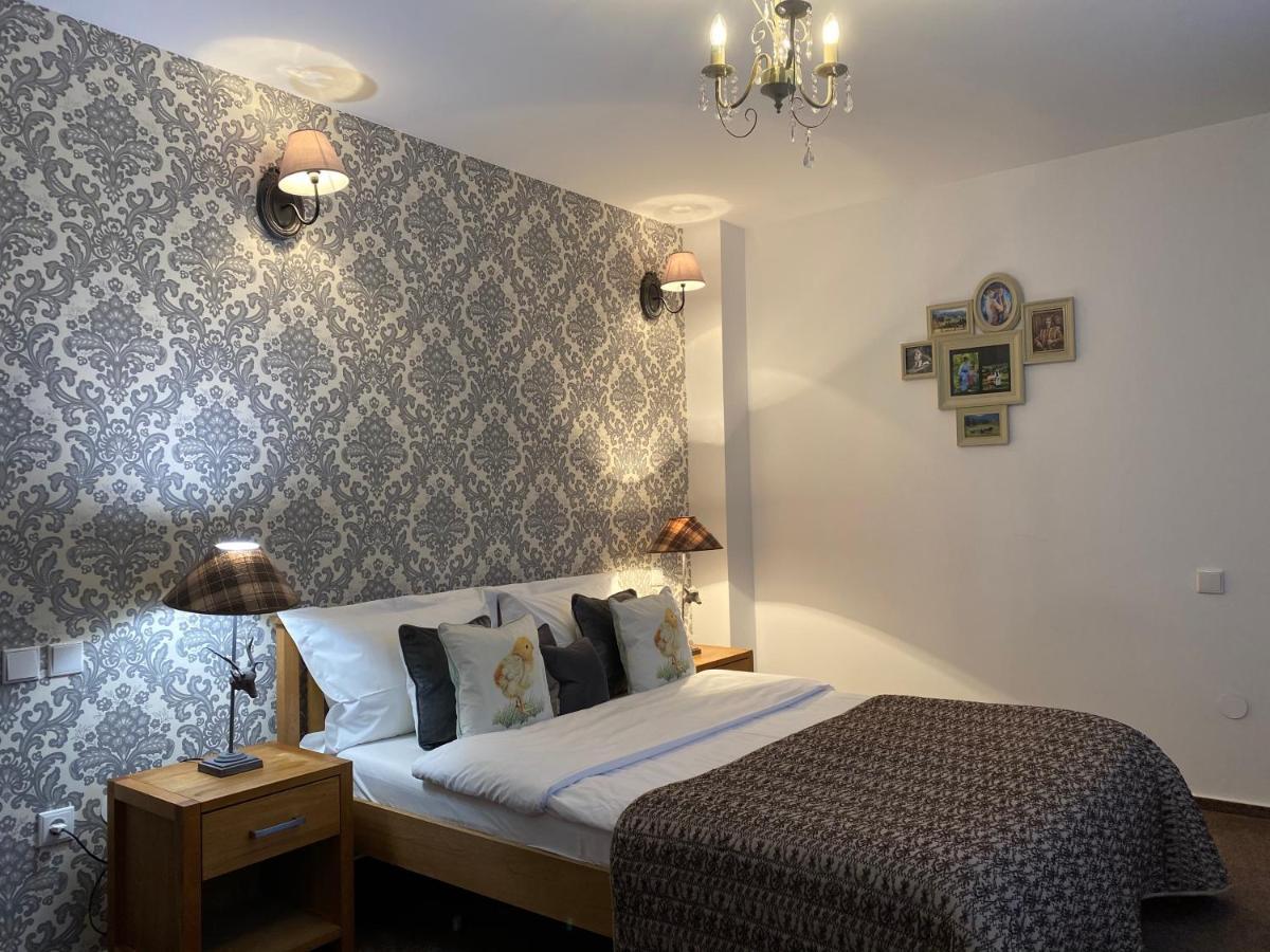 Hotel Pensiunea Doina Bucovinei à Mînăstirea Humorului Extérieur photo