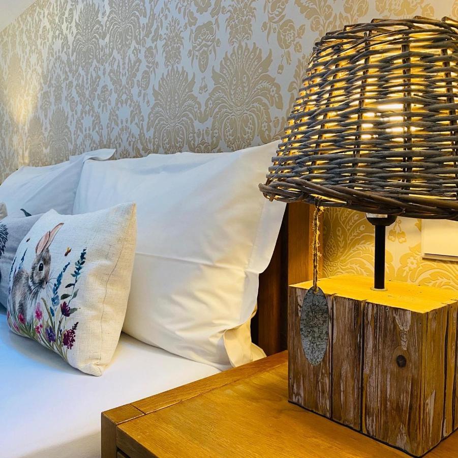 Hotel Pensiunea Doina Bucovinei à Mînăstirea Humorului Extérieur photo