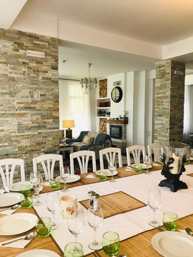 Hotel Pensiunea Doina Bucovinei à Mînăstirea Humorului Extérieur photo