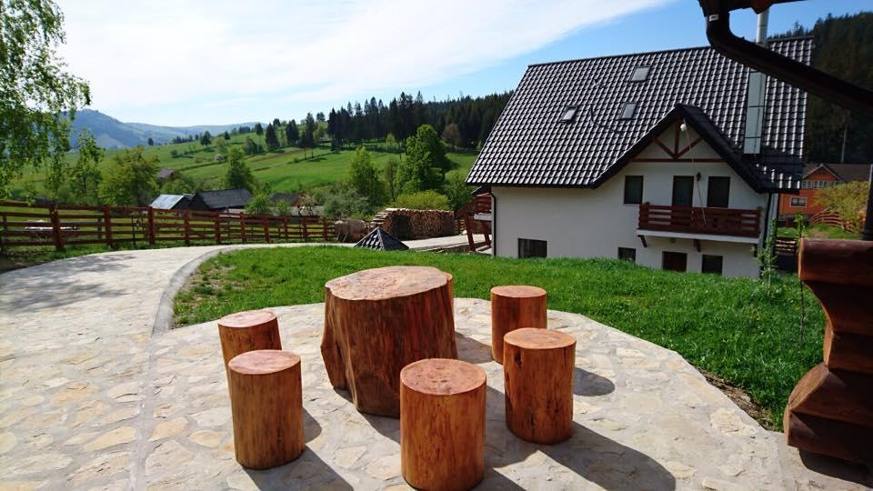 Hotel Pensiunea Doina Bucovinei à Mînăstirea Humorului Extérieur photo